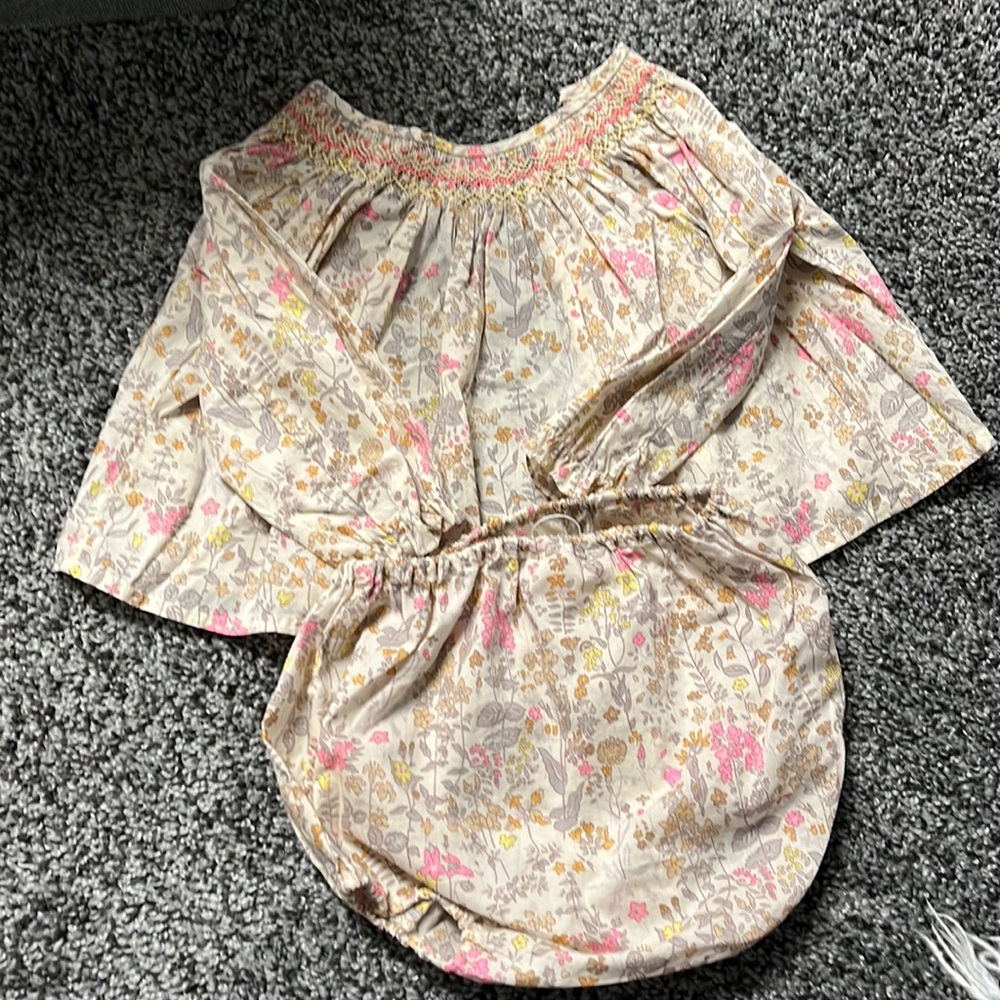Bonpoint blouse 6month worn once with matching diaper cover